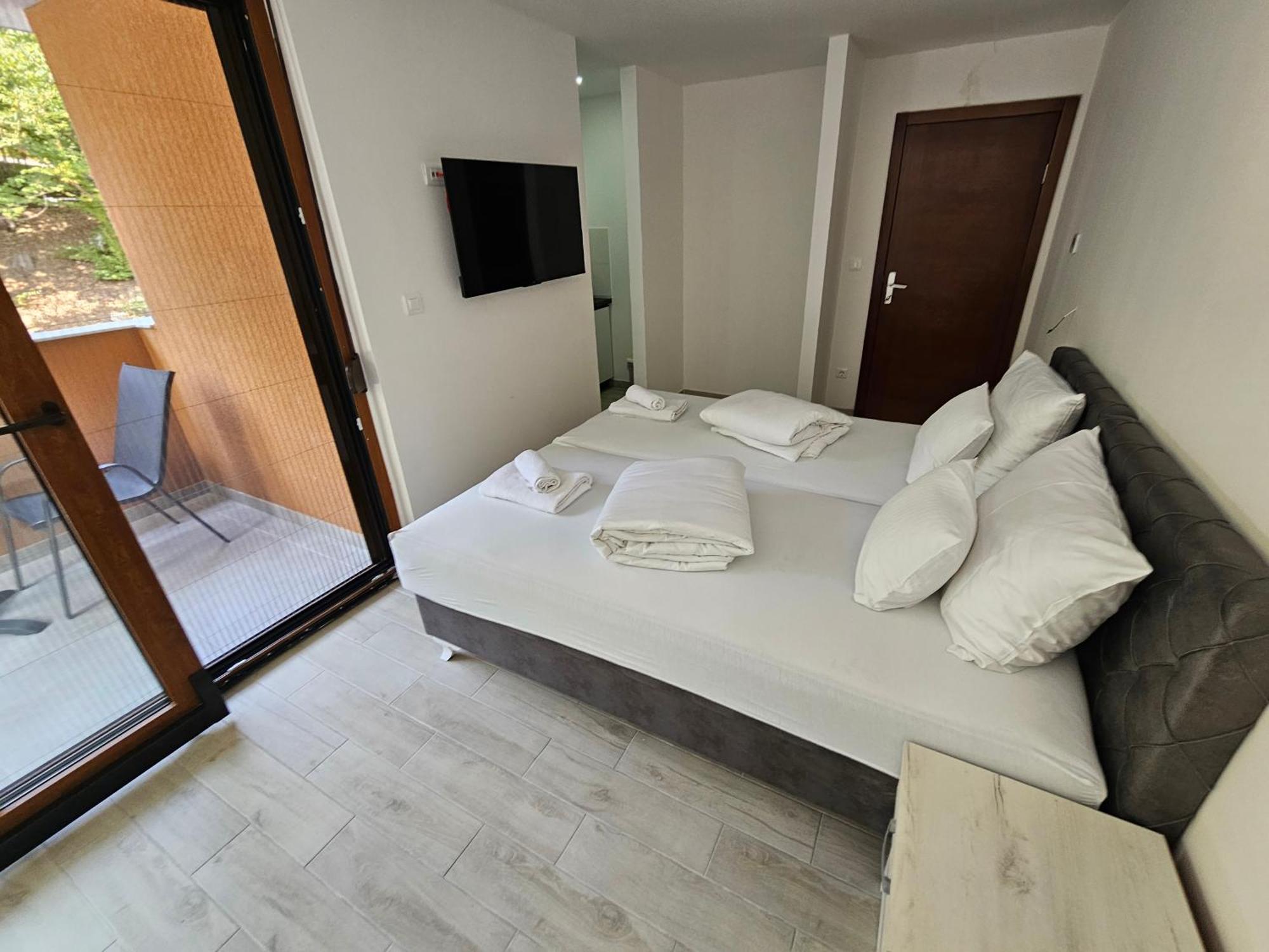 Maiden Water Resort Сараєво Екстер'єр фото