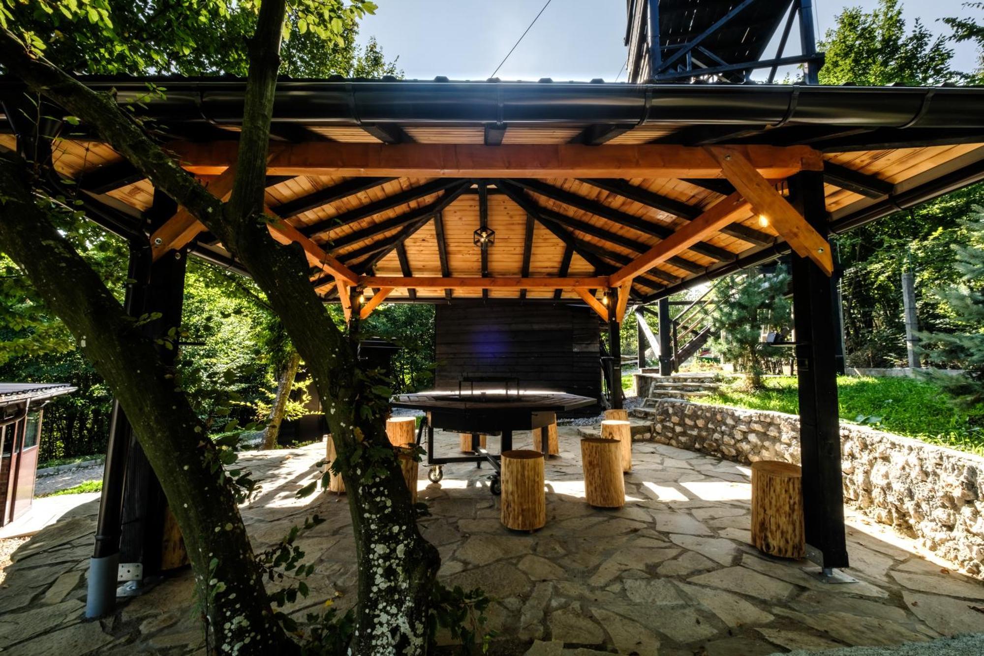 Maiden Water Resort Сараєво Екстер'єр фото